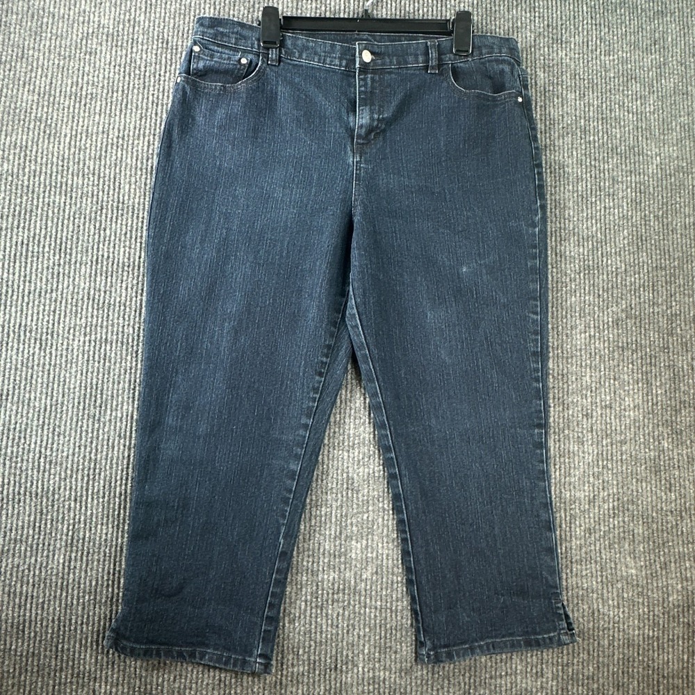 Jaclyn Smith Collection Womens Size 16 Dark Wash Denim Capri Jeans Cropped Blue